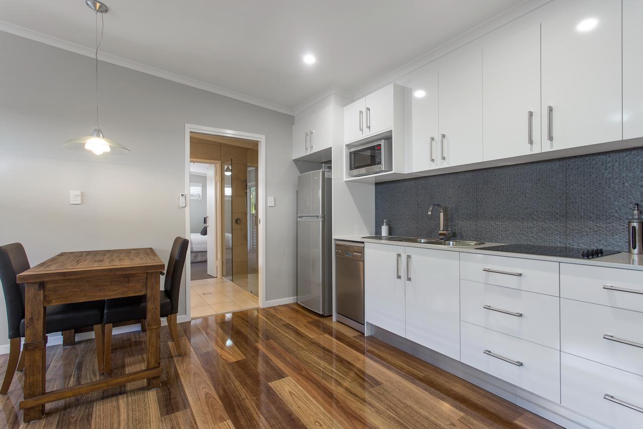 Pandanus Spa Cottage Coolum Beach Exterior photo